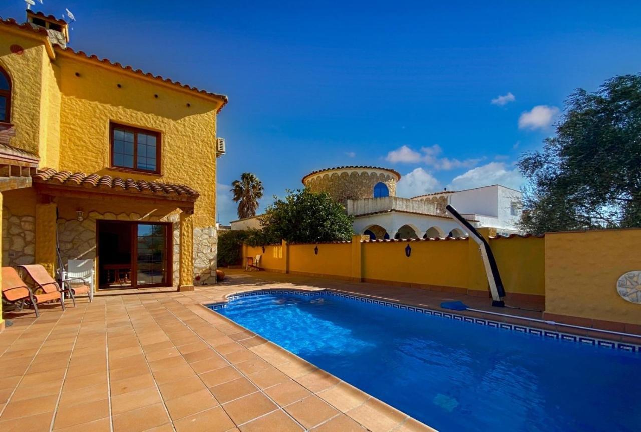 Ampuriahome Villa Hosting 15, Pool & Mooring エンプリアブラバ エクステリア 写真